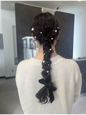 58. ロングヘアアレンジ/パール編み込み/デザインカラー
