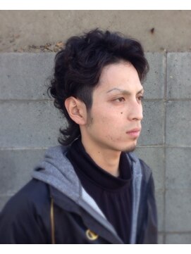 ビューティータウン(Beauty Town) 襟足外ハネメンズパーマ