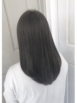 ロンドアベニール 北千住(Lond avenir) 【Lond avenir本田奈穂美】7レベルのグレーアッシュカラー