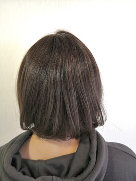 アモンド(Amonde) ワンカールボブ×グレージュ