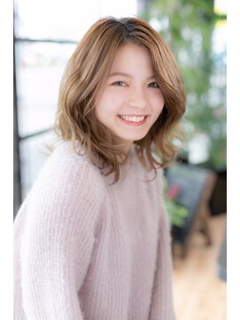 エヌアンドエー 春日部東口店(hair shop N&A) かきあげバング×鎖骨ミディアム×ミディアムパーマ