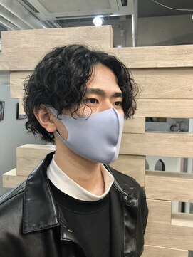 テテ(TETE) スパイラル/長め/センターパート