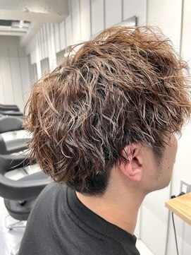 バルベストーキョーサウス(BARBES TOKYO SOUTH) 束感ツイストスパイラル