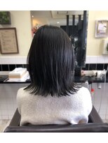 ラッキーヘア 加古川(Lucky Hair)&nbsp;カーキカラー/ぱつっとミディアム【シン】