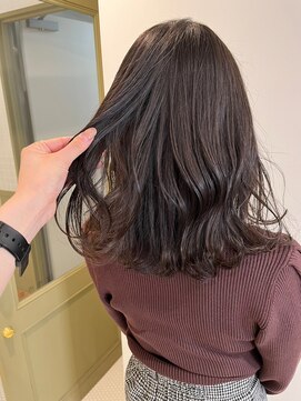 エミィ(emme) 【emme×笹川】愛されツヤ感ミディ