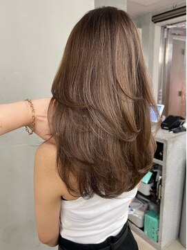 サイン 渋谷(SIGN) 艶髪レイヤーカット韓国ヘアーグレージュ髪質改善トリートメント