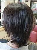 大人可愛い外ハネミディアムレイヤー/小顔効果〇/30代40代50代