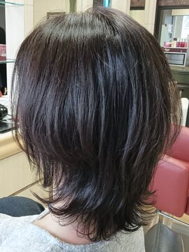 ヘアークリアー 春日部 大人可愛い外ハネミディアムレイヤー/小顔効果〇/30代40代50代