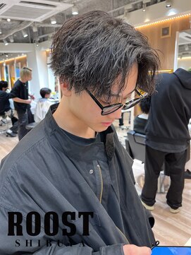 ルースト 渋谷店(ROOST) センターパートツイスパ