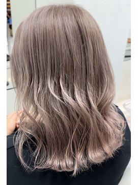 ヘアポジション 横手(HAIR Position) 暖色系ミルクティー