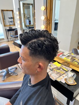 コワファースト  させぼ五番街店(COIFF1RST) 七三分け×リバースパーマ☆