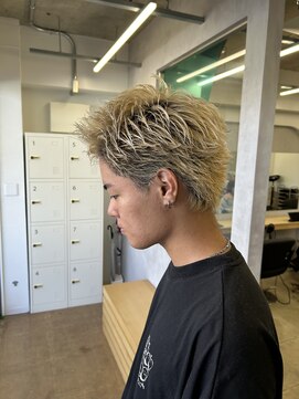 エイト マカビ 沖縄真嘉比店(EIGHT makabi) 【EIGHT 真嘉比店】抜きっぱスパイキーショート