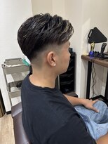 リーブルサニー(Libre Sunny)&nbsp;センターパート × フェードカット