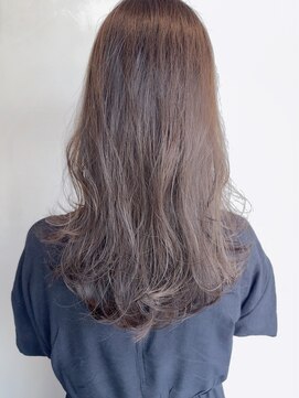 ラトリエコンタン(L´atelier Content) 透明感アッシュ×セミロング