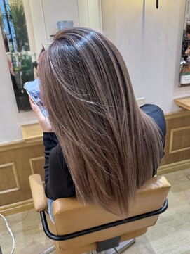 トゥルース 上野店(TRUTH) #バレイヤージュ#レイヤーカット