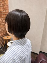エム(EMU)&nbsp;ツヤ感のあるショートボブ