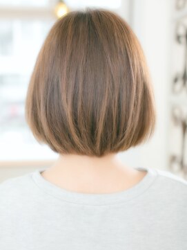 ヴィアラ 自由が丘(VIALA) 【VIALA 自由が丘】耳かけ×ワンレンボブ