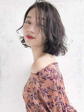 ルティア 池袋(Lutia) グレージュカラーで透明感カラー