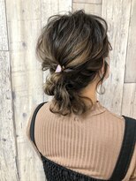 リール(THE RIRE.)&nbsp;＊THE  RIRE.  くずしたシニヨンアレンジ＊