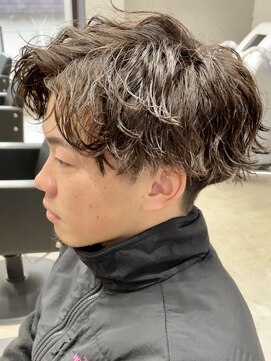 フイ 代々木(Hui) 波巻きスパイラルパーマ