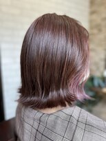 アトリエナガノ(atelier nagano)&nbsp;ニュアンスカラー/センターパート/ツヤ髪スタイル/ブルージュ