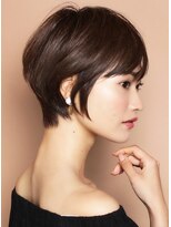 ロビー 表参道(ROBBY) 大人ショート/ひし形シルエット/前髪あり/小顔/30代・40代