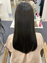 トッカ ヘアアンドトリートメント 難波店 アンジー&ベホマの艶さら美髪ロング