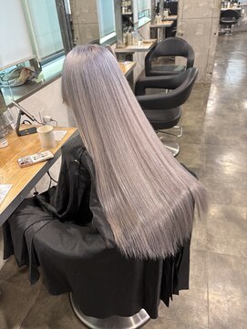 スリー 横浜(THREE) シルバー