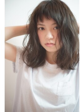 ラヴェストバイフレイスウェル(LOVEST by frace well) well発　くせ毛風ミディアム