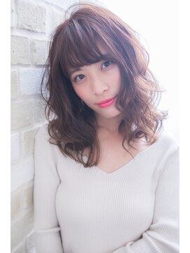 エルサフィロ キタハマ(el zafiro kitahama) 【el zafiro  kitahama】ナチュラル　ゆるふわ　ウェーブ