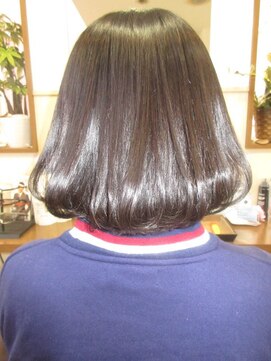 コアフィールフィス(COIFFURE fils) 【見附・今町】M3Dストレート 内巻きボブ