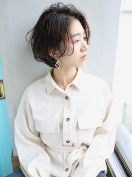 バース(BIRTH) 天神【BIRTH】前下がりショート×外国人風パーマ　2