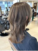 くびれナチュラルウルフ大人可愛い栗色ヘア艶感