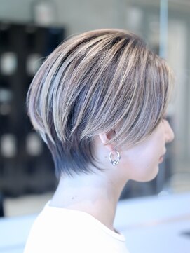 ヘア デザイン リスク(HAIR DESIGN RISK) 【RISK高橋勇太】20代30代40代の綺麗めナチュラルショート