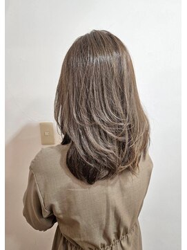 ツムグ 代官山 中目黒(TUMUGU) ピンクベージュマチルダボブインナーグレージュ30代40代50代白髪