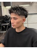 1312黒髪ツーブロック刈り上げフェード束間短髪ショートバーバー