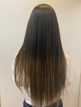 ギミック 自由が丘(gimmick) 艶髪ストレート【髪質改善トリートメント】