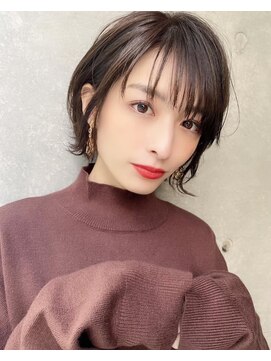 エニ 自由が丘(ENi) 黒髪/グレーベージュ/レイヤーロング/前髪パーマ[自由が丘駅]