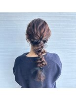 アパートメントヘアー&nbsp;編み下しゆるふわアレン（ヘアセット/ヘアアレンジ）