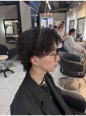 ツイストスパイラルパーマ　縦落ちツイスト　ウルフパーマ　眉毛