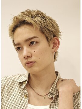 オーパスバイアンブルリュクス 池袋(Opus by ambleluxe) スパイキーショート/ブリーチ/ベージュ