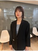 20代30代切りっぱなしボブタッセルボブ顔周りレイヤーオリーブ