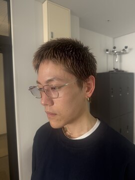 ナンバー 竪町(number+) スパイキーショート