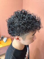 リアル(REAL)&nbsp;スペインカール風メンズパーマ