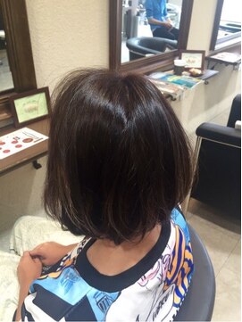 トリコ 都島店(trico) お洒落なストリートハイライトボブ【トリコ都島】