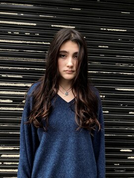 カゼ ダイカンヤマ Kaze DAIKANYAMA ソンブレバレイヤージュのロング