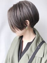 【morio 原宿】ハンサムショート　ハイライトカラー　グレージュ