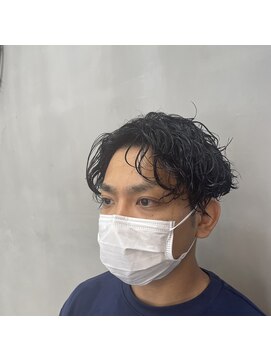 メール(Mer...) ☆センターパート×波巻きスパイラルパーマ☆ 横山飛翔