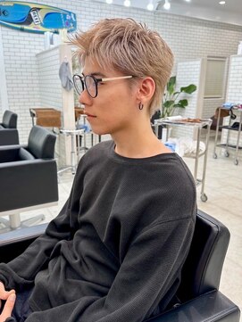 ユイマァルスロウ(YUIMARL SLOW) 【ハイトーンスパイキーショート】グレージュカラー