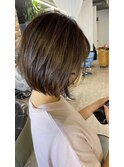 『京都ルーナヘアー』レイヤーボブ 白髪ぼかしカラー 草木真一郎